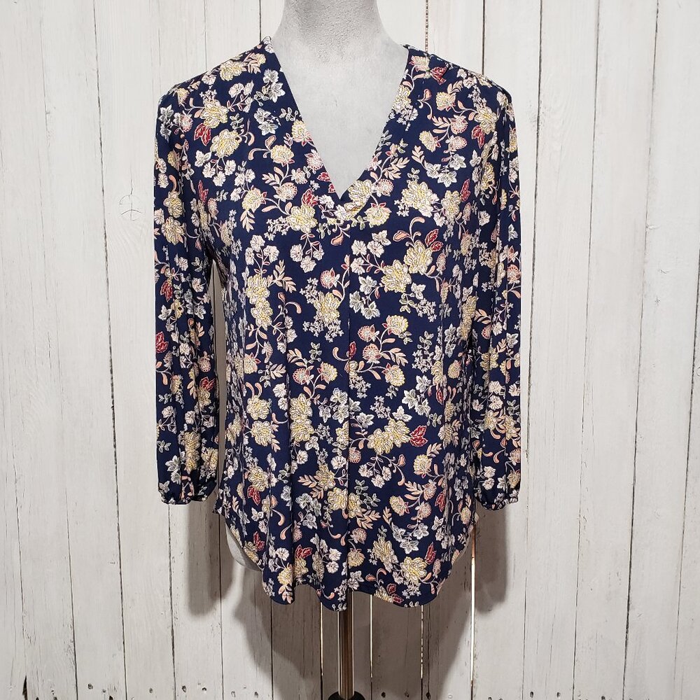 Two Vince Camuto S Blue Floral Top Cottage Boho Casual Office Coastal Indie